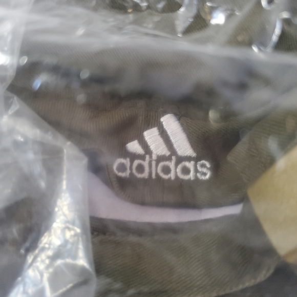 Adidas Women's St. Louis Cardinals MLB Military Style cap NEW W/TAGS - Picture 4 of 4